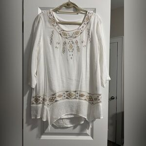 NWOT Beautiful Princess Cruises Ladies Top - purchased but never worn. Size M